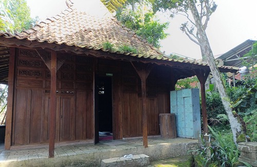 Balige Villa | Mendulang By Belza