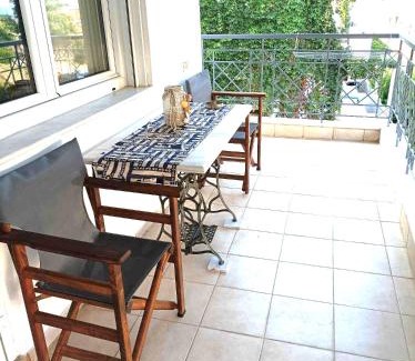Neos Marmaras Apartment | Menexe Apartments-Karavi