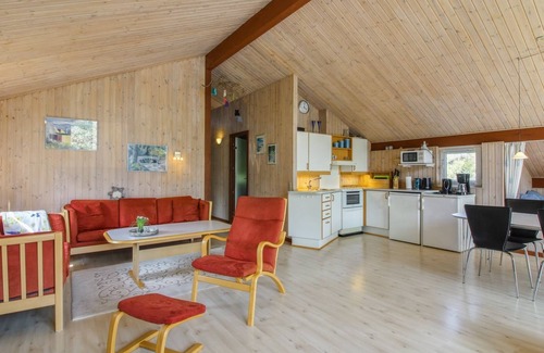 Tversted House | "Menka" - 1.3km from the sea by Interhome