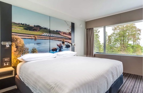 Launceston CBD Hotel | Mercure Launceston