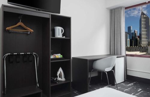 Melbourne Central Business District Hotel | Mercure Welcome Melbourne
