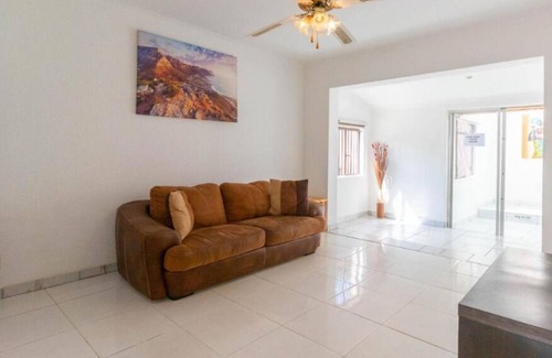 Greater Johannesburg Metropolitan Area House | Meredale Lodge