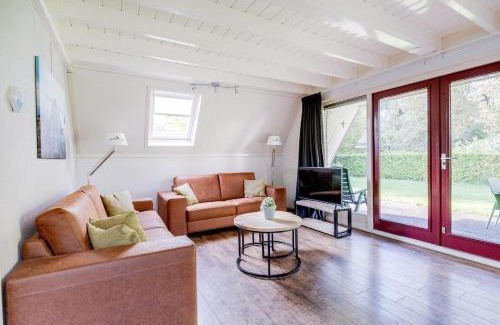 Zwiggelte House | Merel I Rustgevende Accomodatie in Drenthe met omheinde tuin