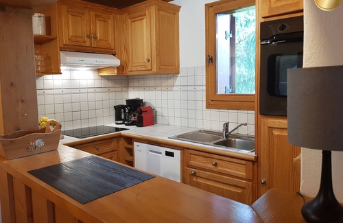 Le Raffort Apartment | Meribel - 200 meters from the ski lifts - 3 bedroom