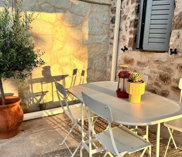 Messaia House | Messinian Stone House