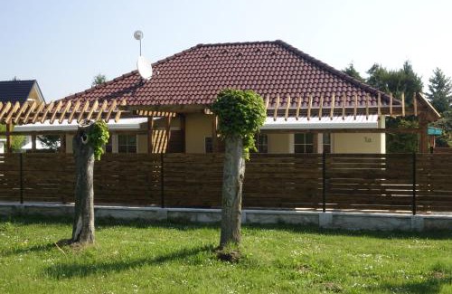 Mesteri Apartment | Mesteri Apartman 1A-B