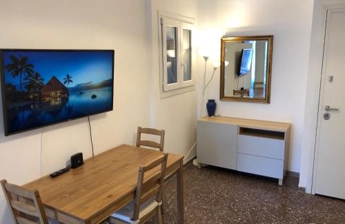 Kerameikos Apartment | Metaxourgio spacious two bedroom apartment