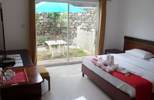 Pamunugama Hotel | Meth Suites