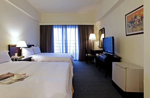 Douliou Hotel | Metro Hotel - Howard Group
