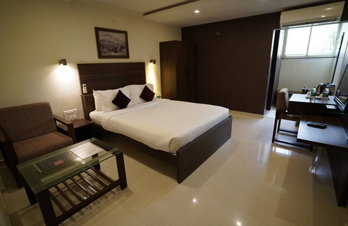 Hubli Hotel | Metropolis Hotel