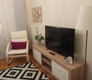 Mets Apartment | Mets 3 mins away from Panathenaic (Kallimarmaro) Stadium