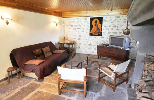Perpezat Apartment | Meuble de tourisme * located in the heart of the La Plane valley