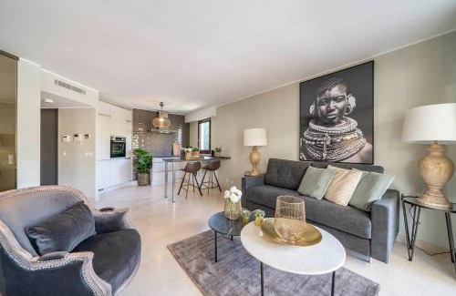 California - Pezou Apartment | Mi Casa Tu Casa - PG