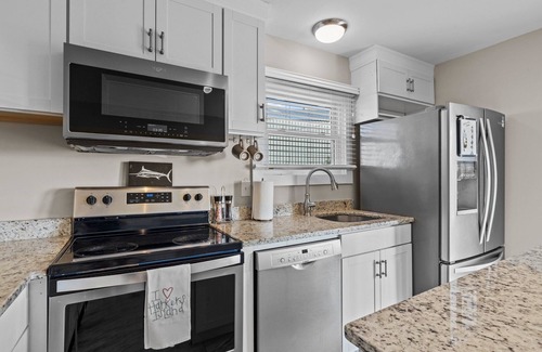 Harkers Island Condo | Mi Faro (My Lighthouse) Unit A