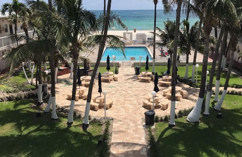 Sunny Isles Beach Apartment | Miami Beach Club, 19051 Collins Avenue