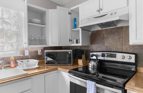 Forestdale House | Miami Family Friendly in Forestdale