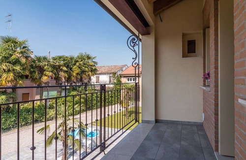 Cimadolmo House | Michelangelo is a spacious and bright apartment