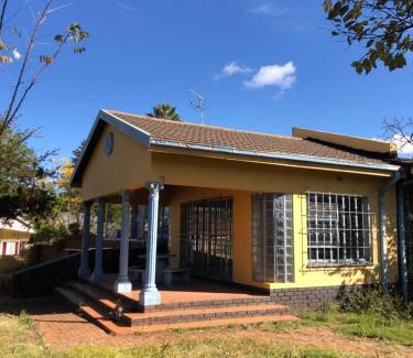 Greater Johannesburg Metropolitan Area House | Michelle Cottage