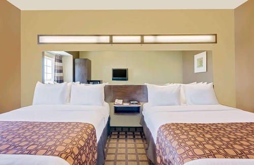 Perry Hotel | Microtel by Wyndham Perry National Fairground Area I-75