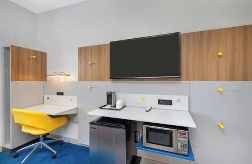 Fortson Hotel | Microtel Inn and Suites by Wyndham Columbus North
