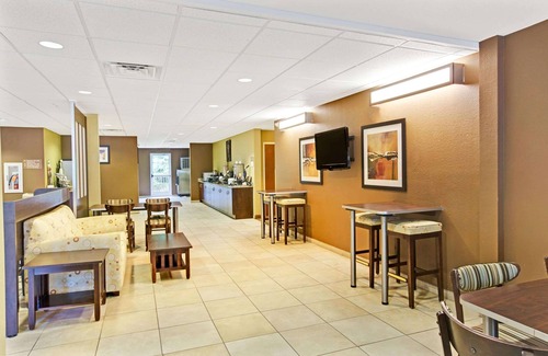 Bryson City Hotel | Microtel Inn & Suites by Wyndham Bryson City