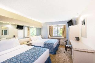 Seneca Falls Hotel | Microtel Inn & Suites by Wyndham