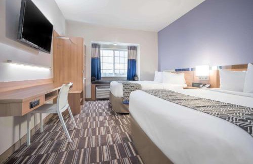 Moorhead Hotel | Microtel Inn & Suites By Wyndham Moorhead Fargo Area