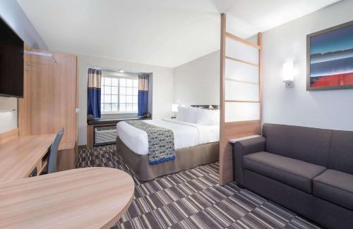 Moorhead Hotel | Microtel Inn & Suites By Wyndham Moorhead Fargo Area
