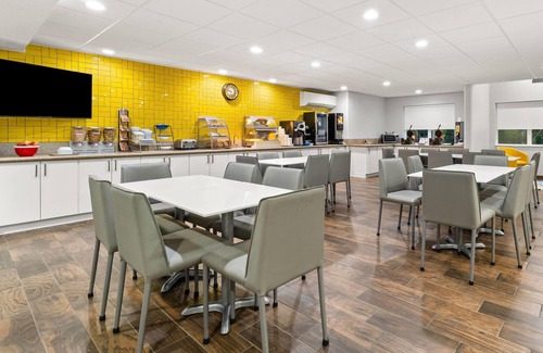 Salisbury Hotel | Microtel Inn & Suites by Wyndham Salisbury