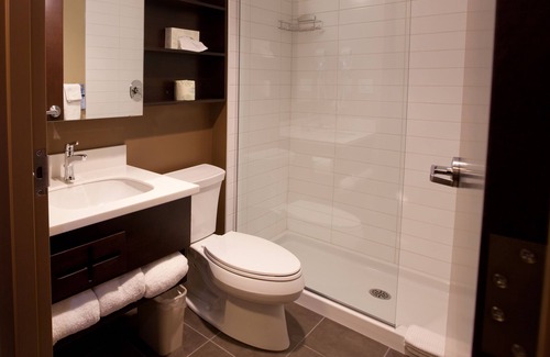 Weyburn Hotel | Microtel Inn & Suites by Wyndham Weyburn