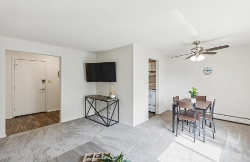 Parma Apartment | Midtown 3605i Cozy & Comfy I Free Parking