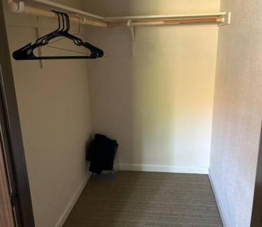 Downtown Sacramento Apartment | Midtown Luxury Apt w/ Balcony