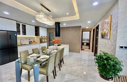 Phu My Hung Apartment | Midtown M7 & M8 - Vina We Stay