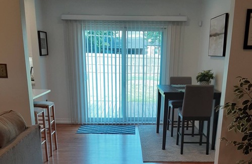 Maple Ridge House | Midtown Maple Ridge Bungalow