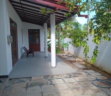 Kosgoda Apartment | Mihinsa Guest