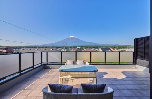Fujikawaguchiko Villa | Miire Mt Fuji Natural