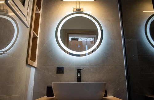 Volos City Centre Apartment | Mike's studio