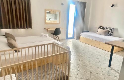 Agkisaras Apartment | Mikes on the beach