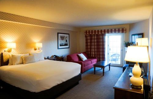 Meredith Hotel | Mill Falls Resort Collection at the Lake