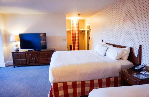 Meredith Hotel | Mill Falls Resort Collection at the Lake