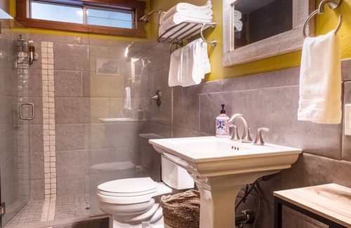 Old Bend Bed & Breakfast | Mill Inn Boutique Hotel