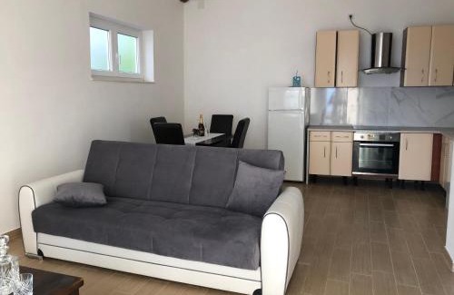 Rijeka Apartment | Milla 2