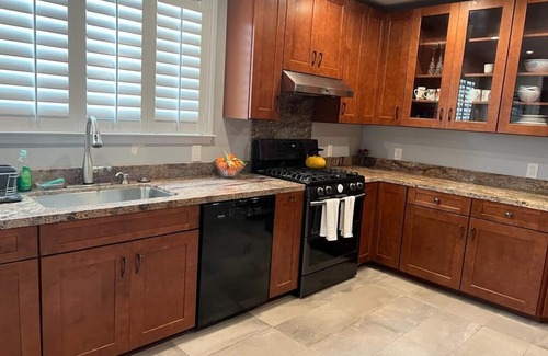 Downtown House | Miller Apartments