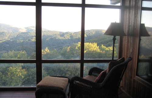 Seven Devils Cabin | Million Dollar View from Top of Seven Devil