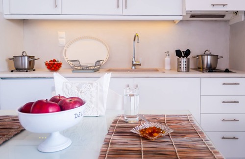 Adamas House | Milos Bay Suites