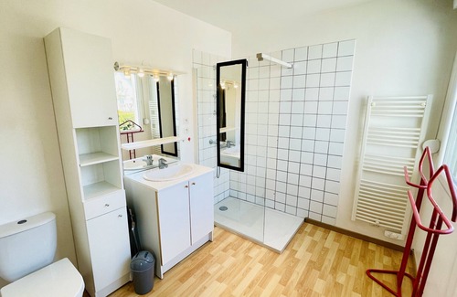 Forges-les-Bains Apartment | Mimosa : Charming studio near the thermal baths