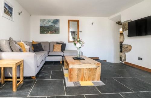 Troon House | Miner's Rest