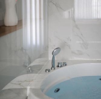 Kiryat Motzkin Apartment | Mini paradise with Jacuzzi shelter in the building