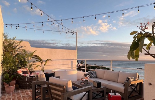Sail Rock Beach Bed & Breakfast | Minimi Inn - SailRock Beach House