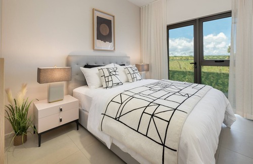 Candos Hotel | Minissy Luxury Services Apartment
